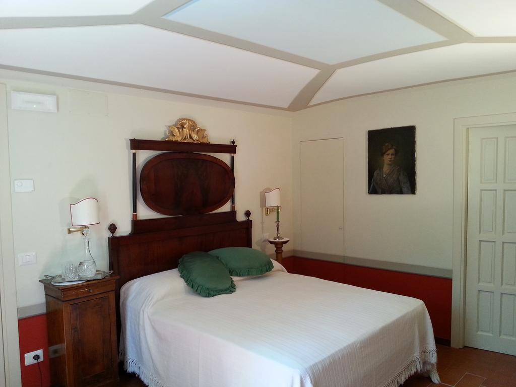 Pieve Sant'Angelo Hotel Campello sul Clitunno Ruang foto